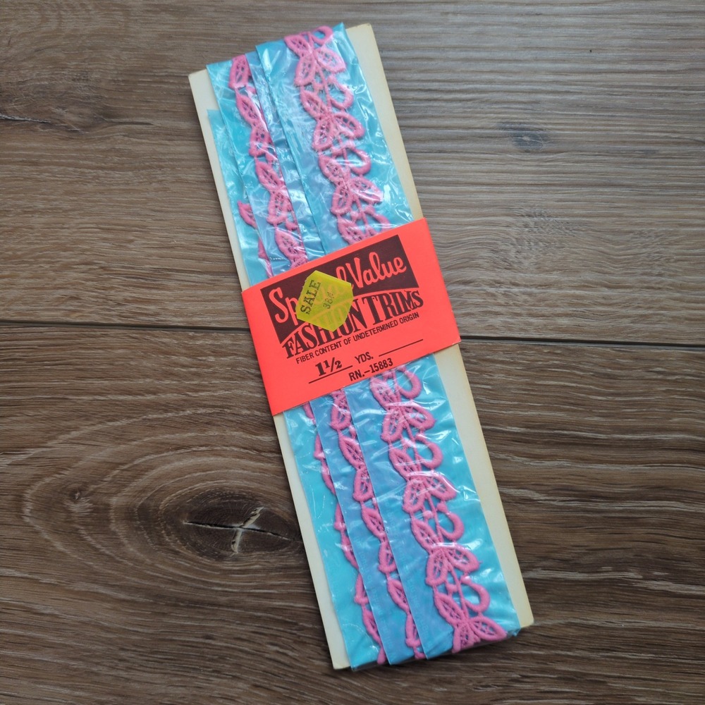 Vtg Special Value Fashion Trims Lace Pink Butterfly Mod Retro Hippie 70s Dainty